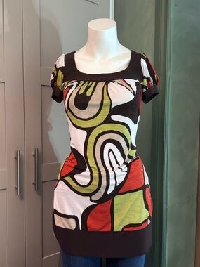 Women's Abstract Print Scoop Neck Top - Black, White, Olive & Red